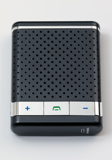 Illustration for article titled Nokia Speakerphone HF-300 Installs in a Snap, Knows When to Turn Off